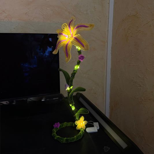 La fleur au pétale d’or (lampe d’ambiance)