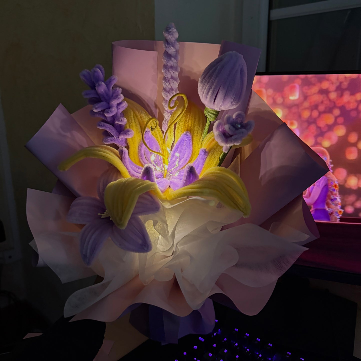 Bouquet lumineux « Raiponce »